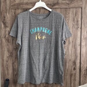 Gray Graphic Tee with Champagne Vibes Print